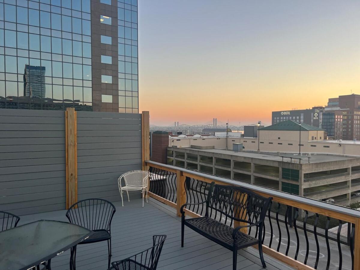 Apartment Floor Downtown Louisville