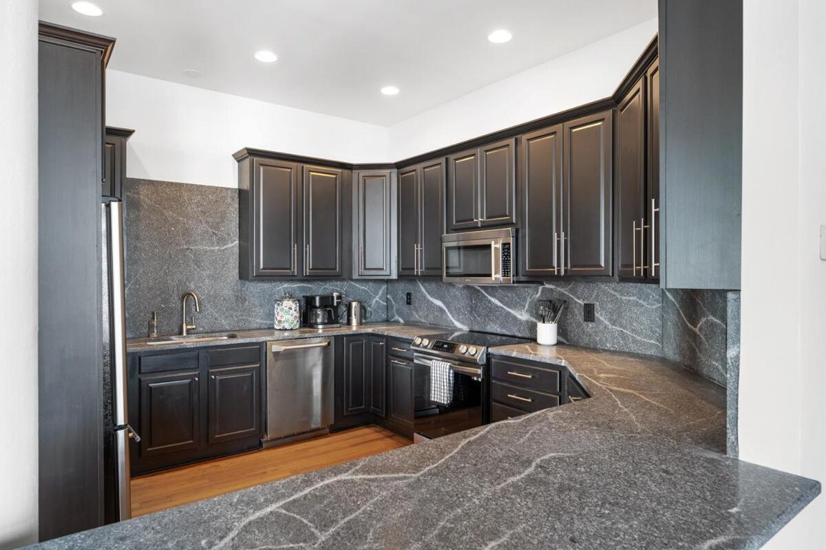 Floor Downtown Apartment Louisville